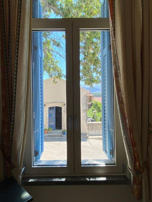 Yioklima - Renovated Neoclassical House With Two Bedrooms Vámos Eksteriør bilde